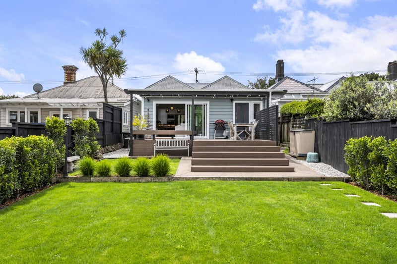 98 Valley Road, Mount Eden, Auckland - Carousel 2