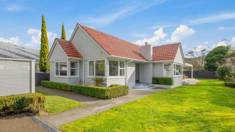 281 Fergusson Drive, Heretaunga, Upper Hutt - Carousel 1