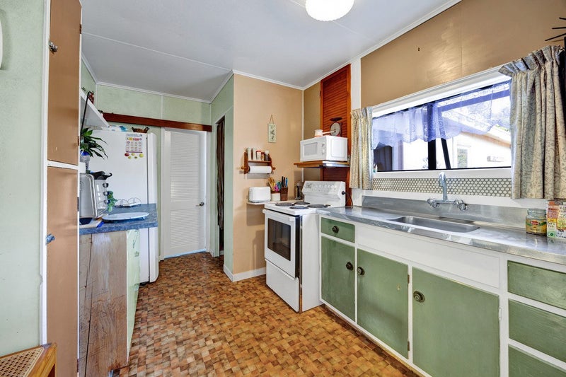11 Dorset Street, Patea - Carousel 2
