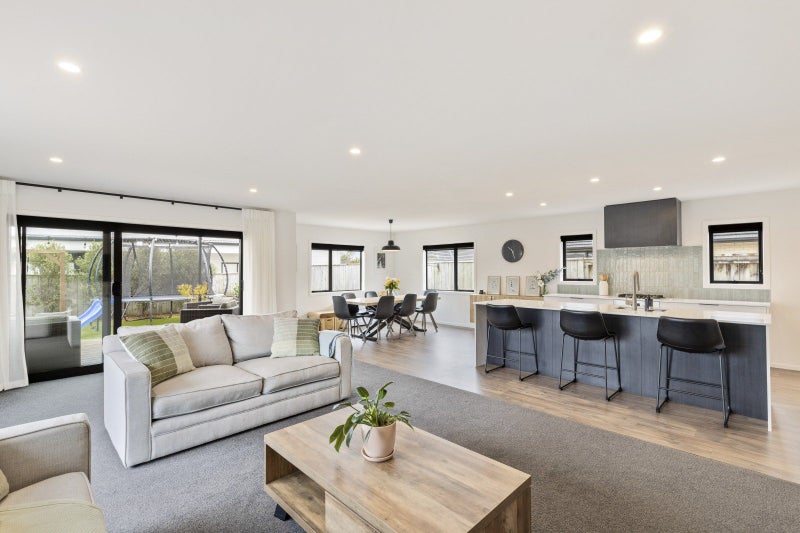 21 Smith Street, Lepperton, New Plymouth - Carousel 2