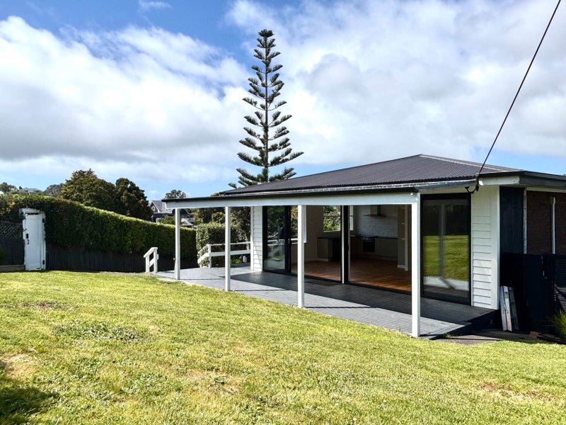257 Vipond Road, Stanmore Bay, Whangaparaoa - Carousel 2