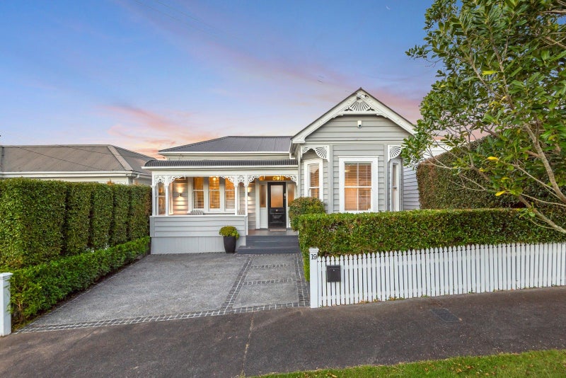 19 Harcourt Street, Grey Lynn, Auckland - Carousel 1