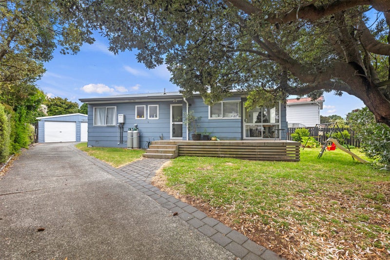 86 Hartford Avenue, Papamoa Beach, Papamoa - Carousel 1