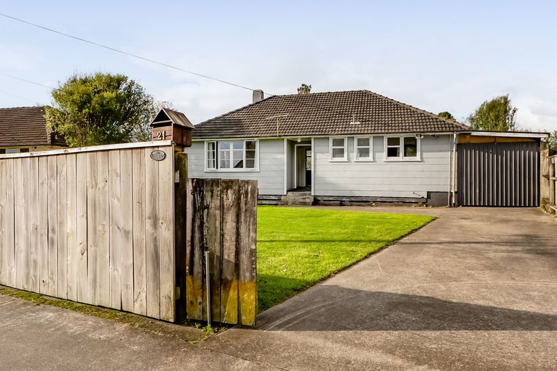 21 Miro Street, Merrilands, New Plymouth - Carousel 25