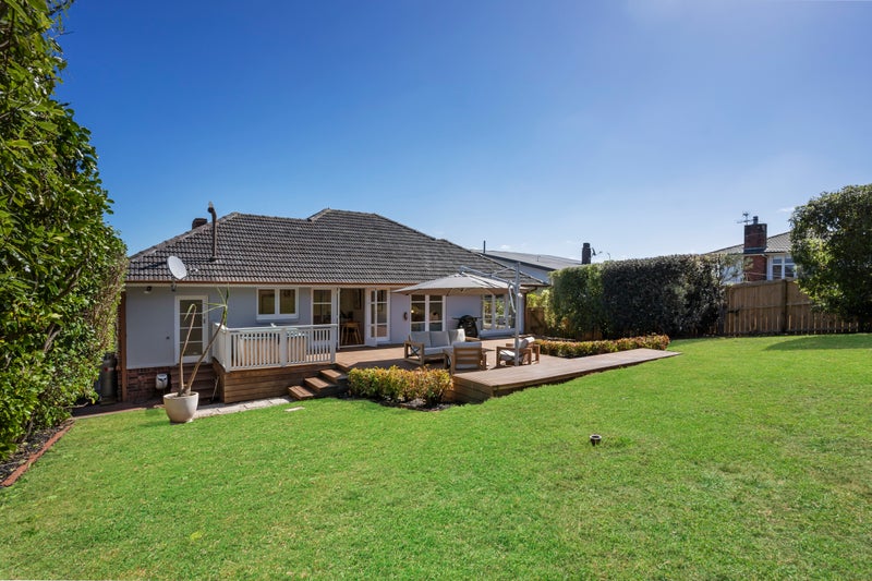 75 Mount Royal Avenue, Mount Albert, Auckland - Carousel 1