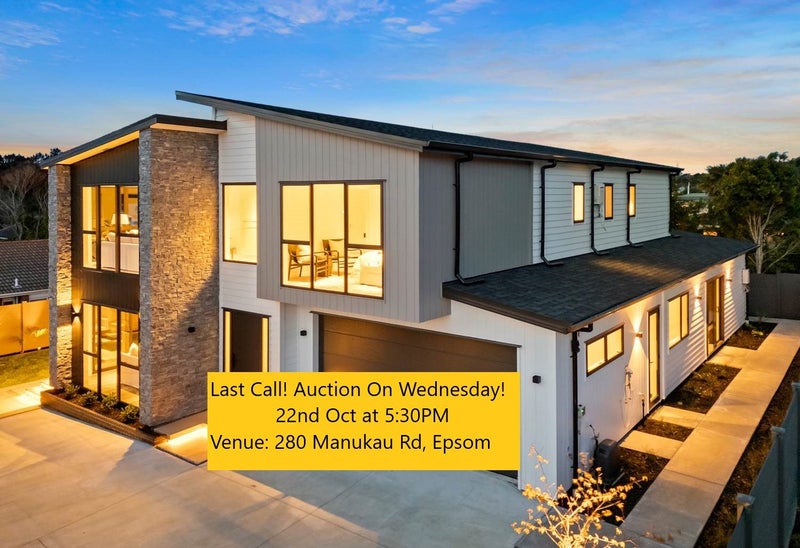 19A Cliff View Drive, Green Bay, Auckland - Carousel 1