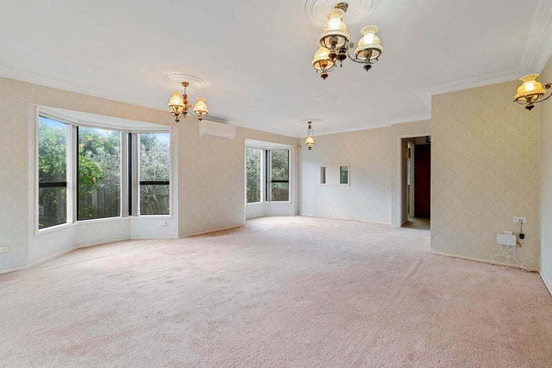 2/27 Verbena Road, Birkdale, Auckland - Carousel 2