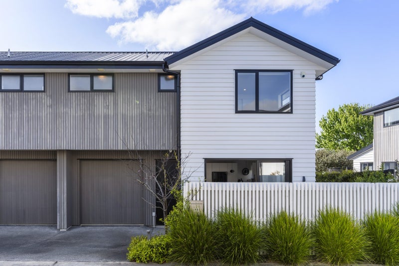 11 Temata LA, Wai O Taiki Bay, Auckland - Carousel 1
