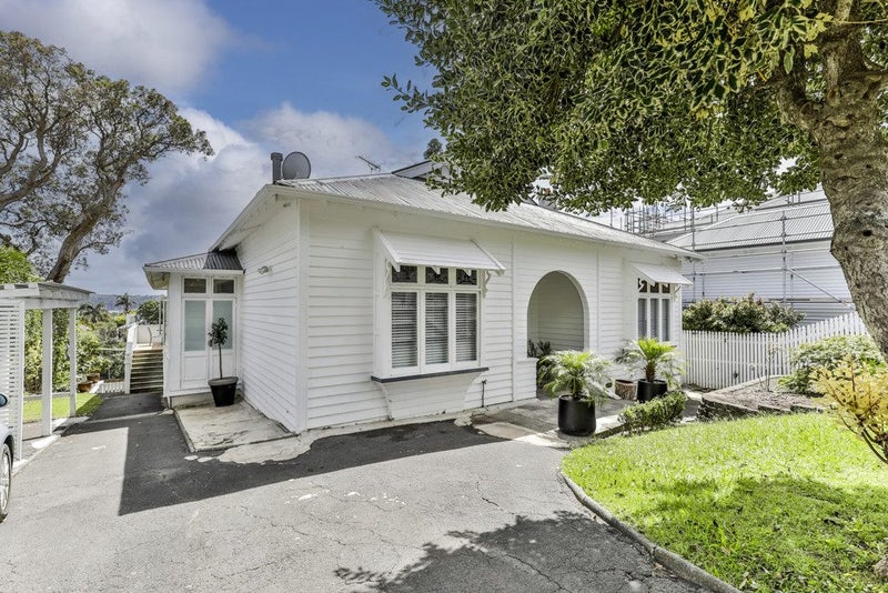 5 Bella Vista Road, Herne Bay, Auckland - Carousel 2