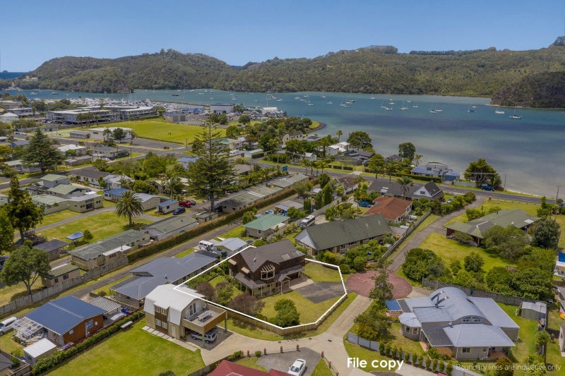 131 Albert Street, Whitianga - Carousel 2