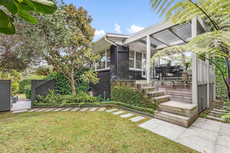 100 Riddell Road, Glendowie, Auckland - Carousel 1