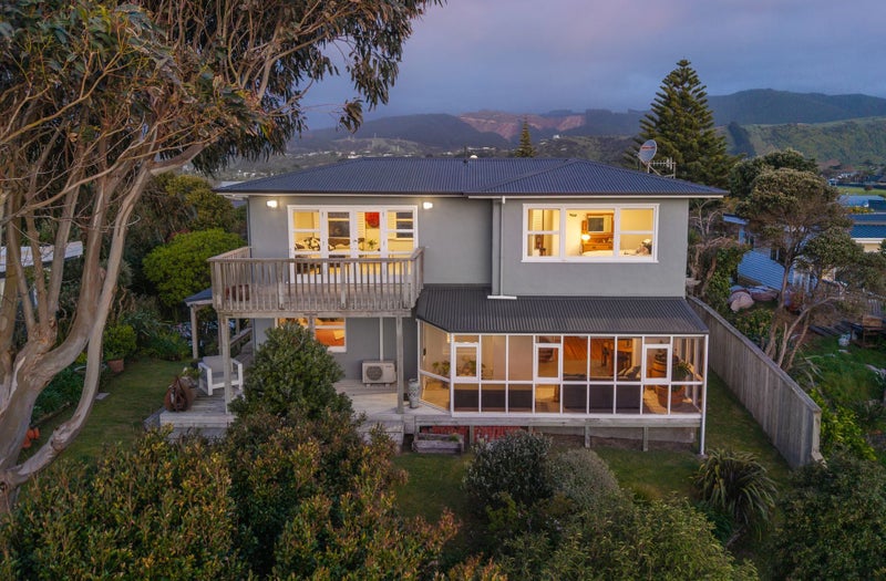 14 Allen Road, Raumati Beach, Paraparaumu - Carousel 1