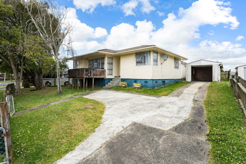 45 Dagenham Street, Manurewa, Auckland - Carousel 1