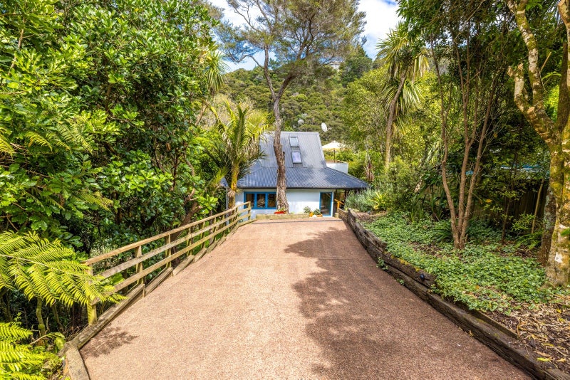 5 Hekerua Road, Oneroa, Waiheke Island - Carousel 21