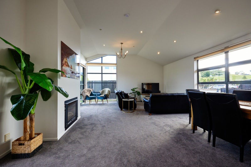 11 Mcrae Gardens, Kaikoura Flat, Kaikōura - Carousel 2