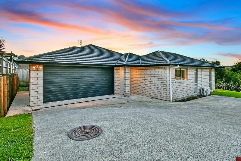 60 Helenslee Road, Pokeno - Carousel 1