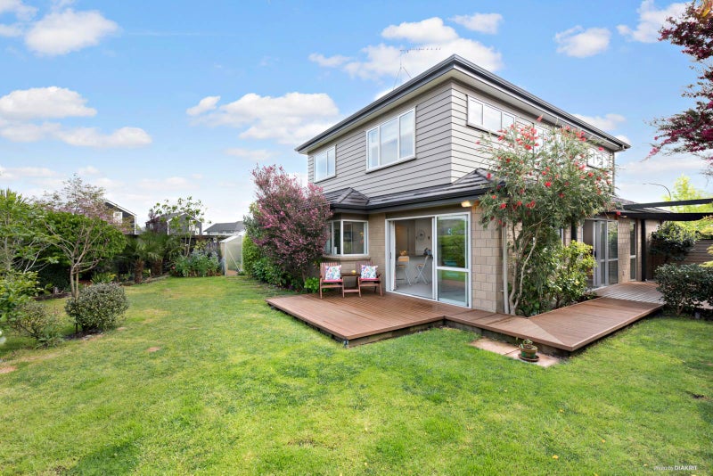 13 Pickaberry Avenue, Karaka, Papakura - Carousel 1