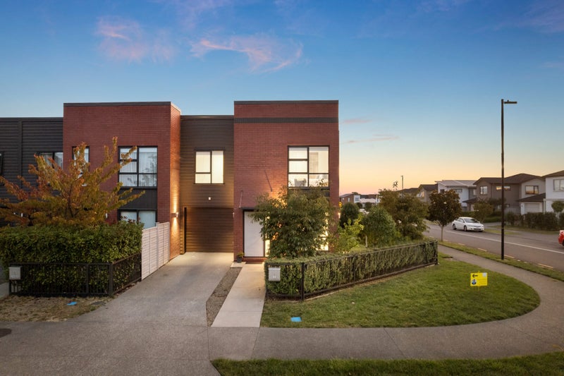 1 Pepene Avenue, Takanini, Auckland - Carousel 29