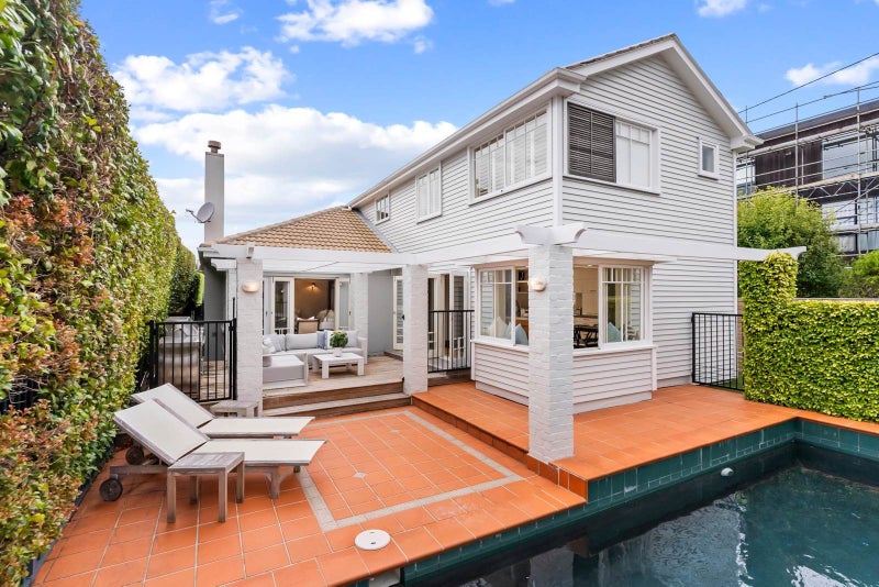 71 Selwyn Avenue, Mission Bay, Auckland - Carousel 1