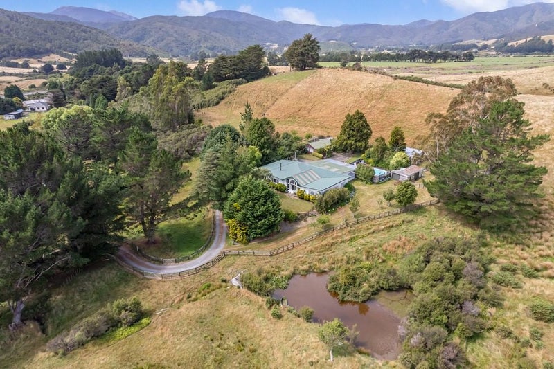 1458B State Highway 2, Kaitoke, Upper Hutt - Carousel 2