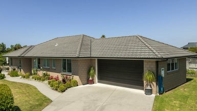 24 Reel Road, Athenree, Waihi Beach - Carousel 1