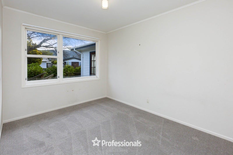 14 Molloys Road, Te Marua, Upper Hutt - Carousel 19