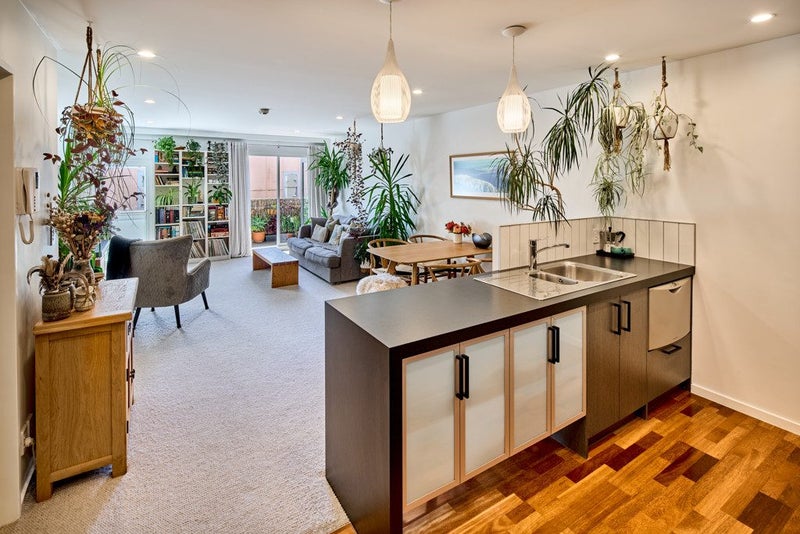 9/208 Jackson Street, Petone, Lower Hutt - Carousel 2