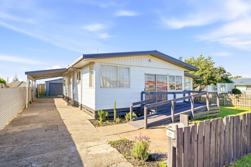 27 Cross Street, Castlecliff, Whanganui - Carousel 1