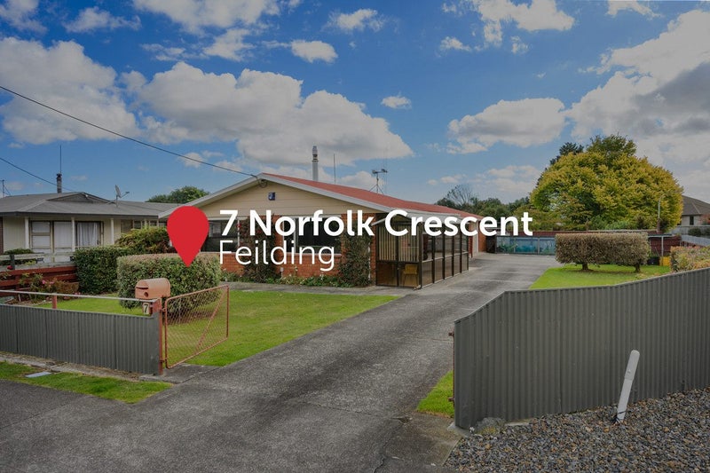 7 Norfolk Crescent, Feilding, Feilding - Carousel 1