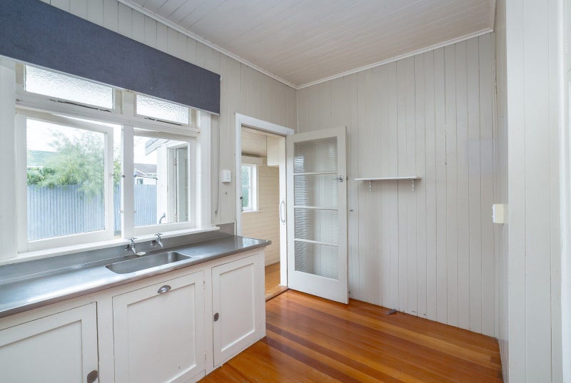 14 Elizabeth Street, Masterton - Carousel 2