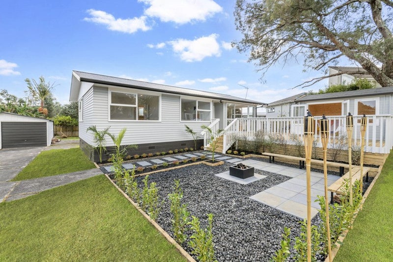 29 Lindis Place, Mangere Bridge, Auckland - Carousel 1
