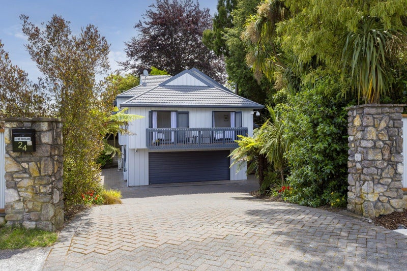 24 Heathcote Street, Taupo - Carousel 1