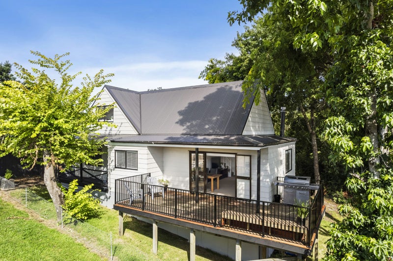 2/58 Aeroview Drive, Beach Haven, Auckland - Carousel 1