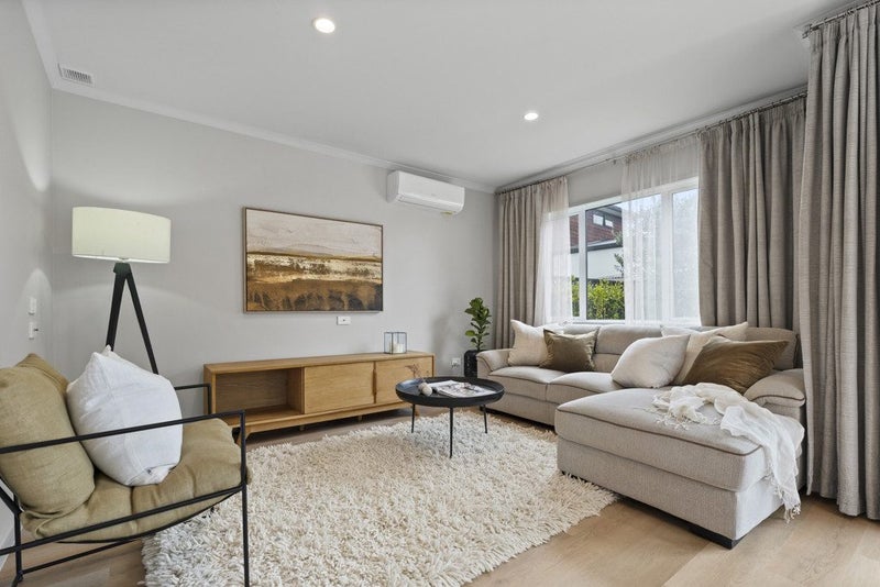 39 Whakawhiti Loop, Avondale, Auckland - Carousel 1