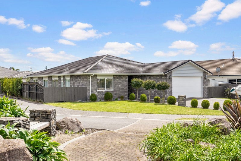 18 Excelsa Place, Papamoa Beach, Papamoa - Carousel 1