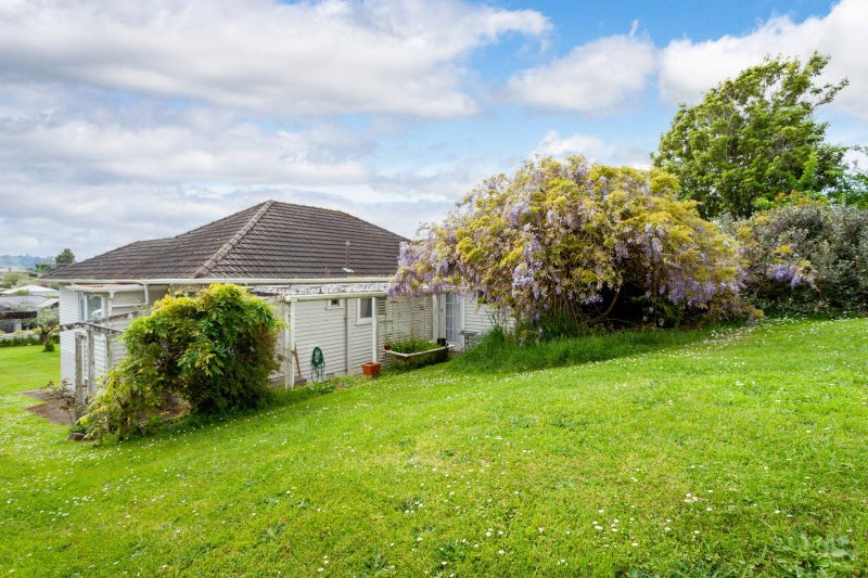 22 Rose Street, Tirau - Carousel 11