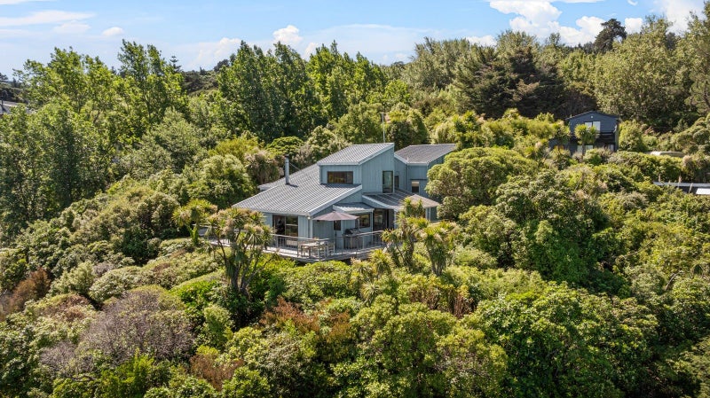 6348 Christchurch Akaroa Road, Robinsons Bay, Robinsons Bay - Carousel 2