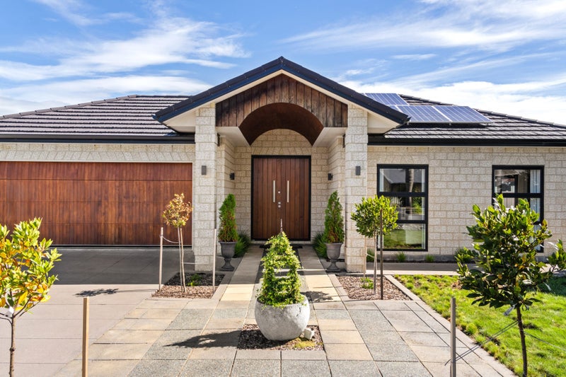 20 Fisher Place, Lytton West, Gisborne - Carousel 1