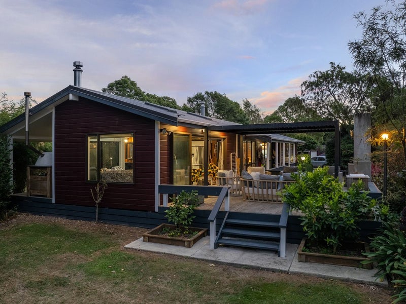 1127 State Highway 1, Te Horo - Carousel 1