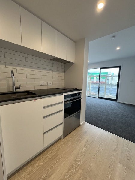 11 Kamahi Place, Paraparaumu, Paraparaumu - Carousel 2