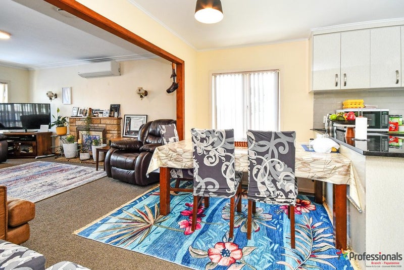 11 Staines Avenue, Mangere East, Auckland - Carousel 15