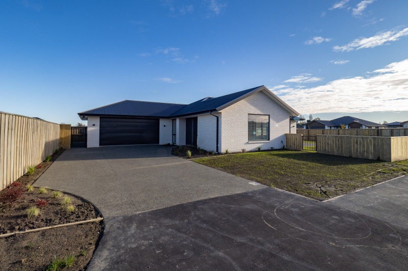 2 Orwell Way, Elgin, Ashburton - Carousel 25