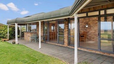 140C Cooper Road, Pollok, Pollok - Carousel 1