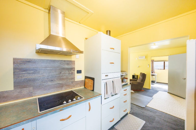 16A Fairs Road, Milson, Palmerston North - Carousel 2