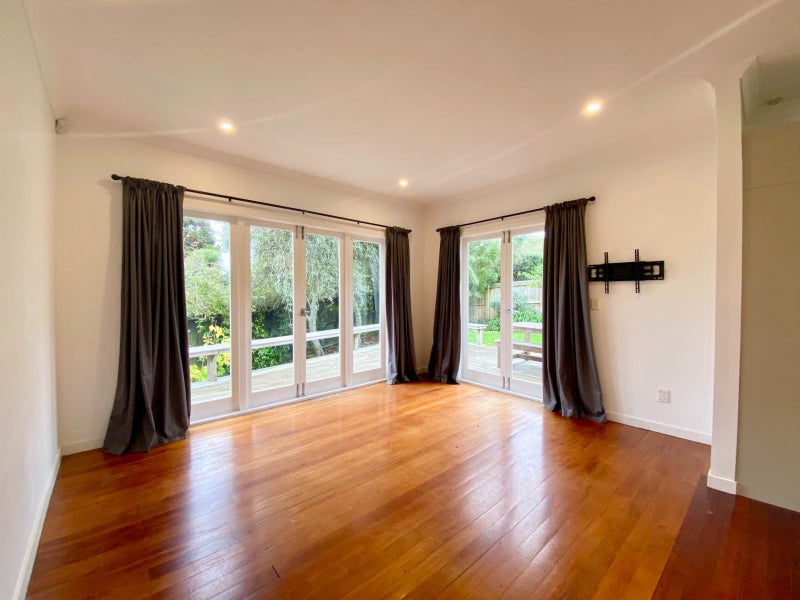 4 Moira Street, Ponsonby, Auckland - Carousel 1