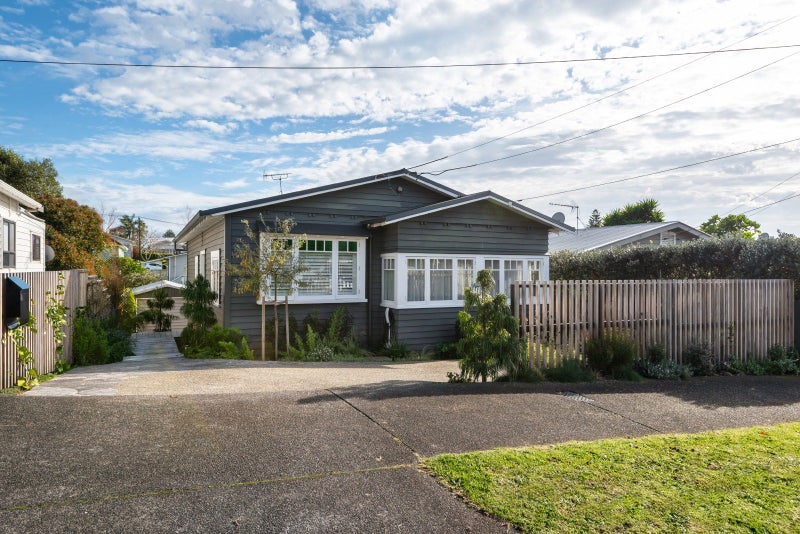 44 Warwick Avenue, Westmere, Auckland - Carousel 2