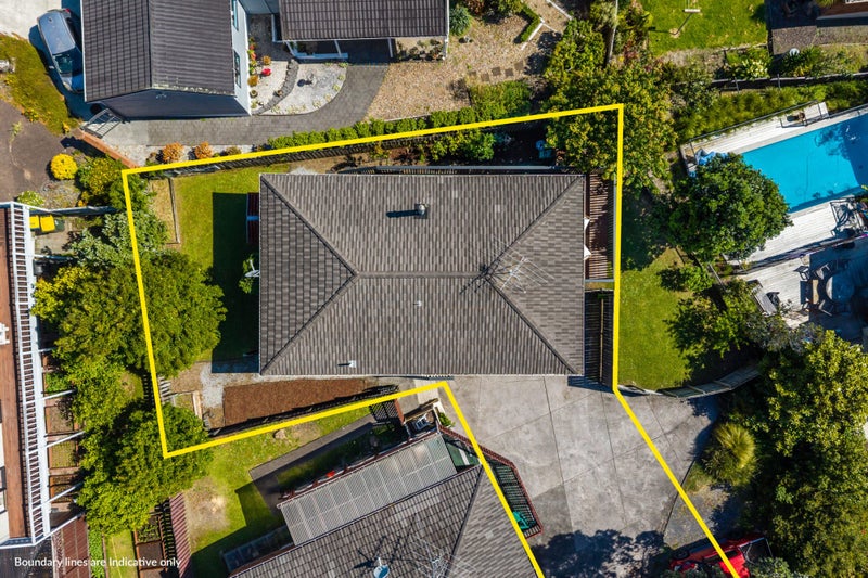 2/12 Petrel Place, Massey, Auckland - Carousel 2