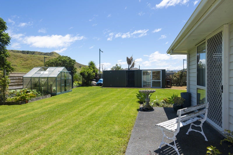 1 Hamilton Drive, Wainui, Gisborne - Carousel 21