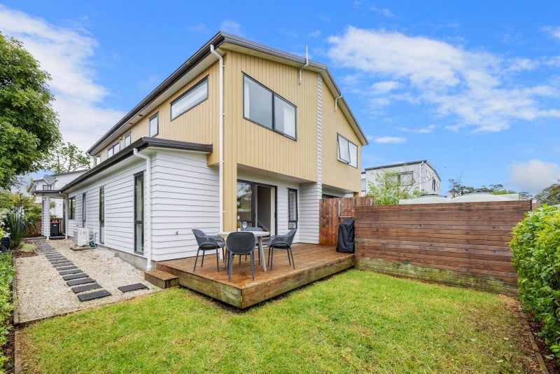 2A Albionvale Road, Glen Eden, Auckland - Carousel 1