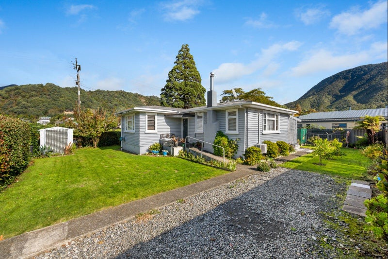 45 York Street, Picton - Carousel 2